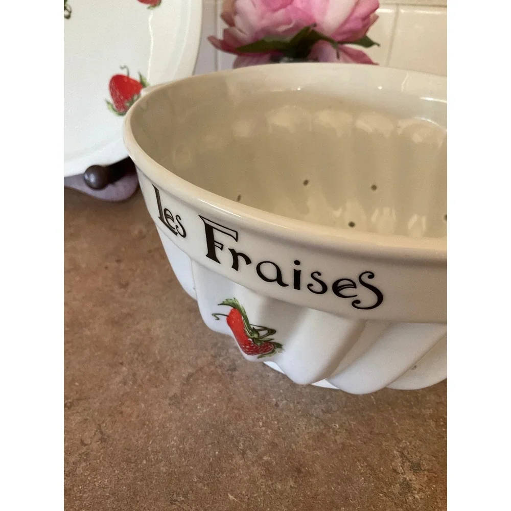 Unbranded charming ceramic